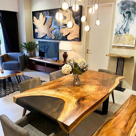 By The Sea Beachfront Designer Suites Penang - Managed By Art Of Tree Бату Феринги Екстериор снимка