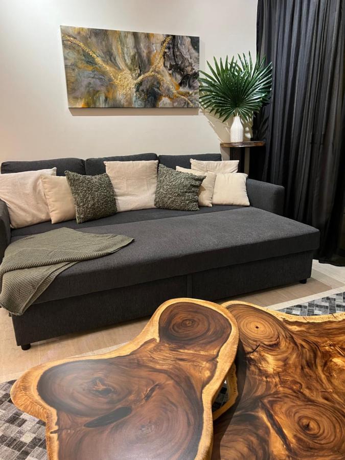 By The Sea Beachfront Designer Suites Penang - Managed By Art Of Tree Бату Феринги Екстериор снимка